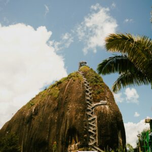 Guatapé & El Peñol Rock Day Trip